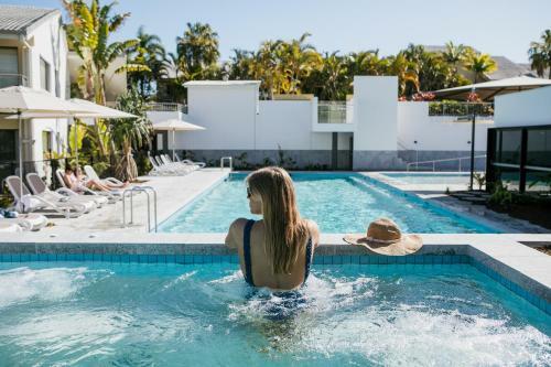 Hotel Culgoa Point Beach Resort