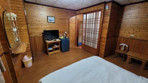 Hotel ?????????