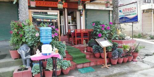 Hostal Suryadaya Guest House