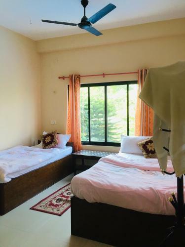 Hostal Hotel Bhupusainik