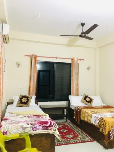Hostal Hotel Bhupusainik