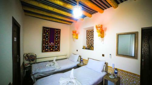 Hostal Rasulboy Guest House