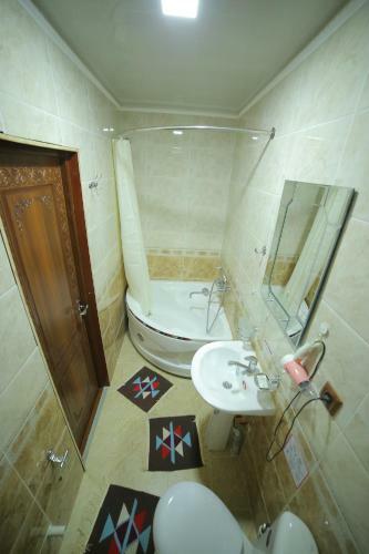 Hostal Rasulboy Guest House