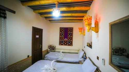 Hostal Rasulboy Guest House