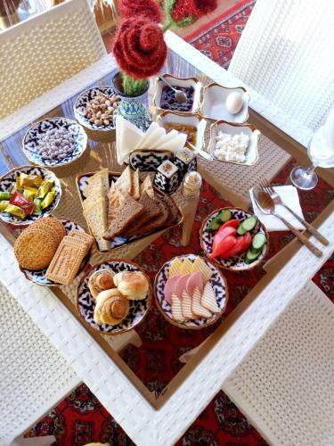 Hostal Rasulboy Guest House