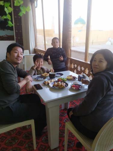 Hostal Rasulboy Guest House