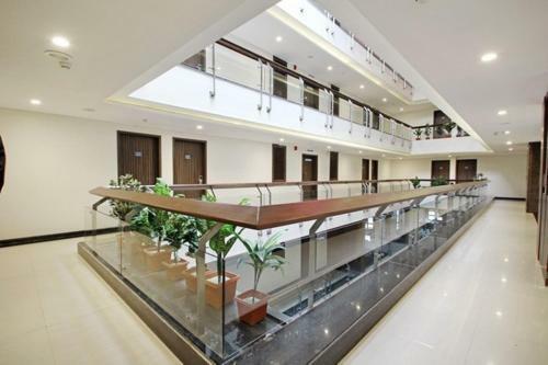 Hotel The Skycourt - An Hospitality Solutions