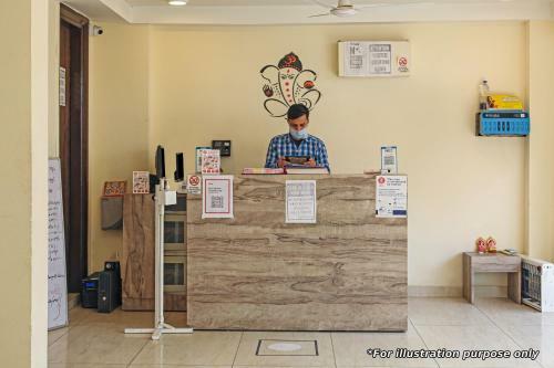 Hotel Oyo Flagship 87206 Ellora Crown