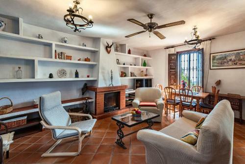 Villa Cortijo El Pe��n