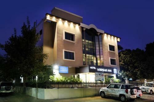 Hotel Varsha Inn