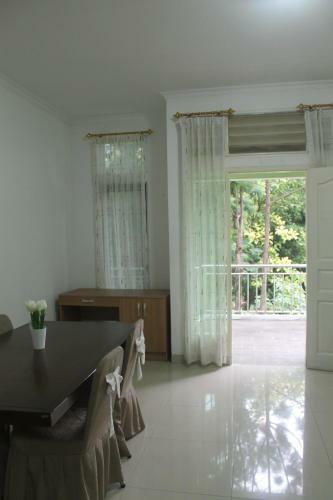 Hotel New Green Sentul Resort