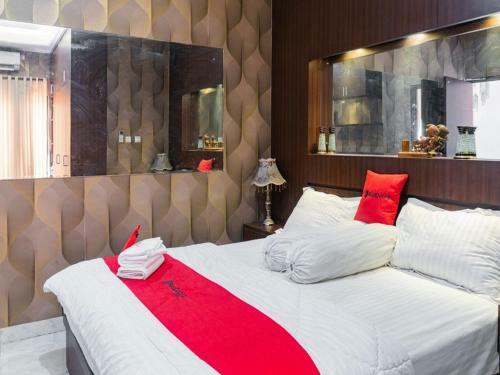 Hostal Reddoorz Syariah @ Ciampea Bogor
