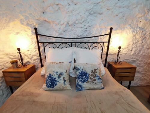 Casa Cueva Azul