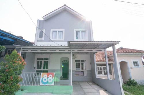 Hotel Koolkost Near Taman Budaya Sentul