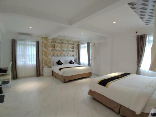 Hotel Chevilly Resort & Camp