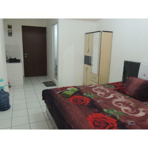 Hotel Reva Room On Gunung Putri Square Apartment