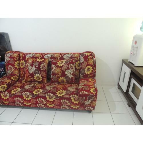 Hotel Reva Room On Gunung Putri Square Apartment
