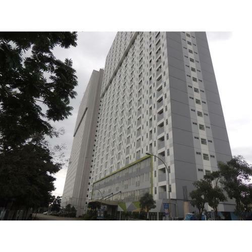 Hotel Reva Room On Gunung Putri Square Apartment