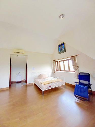 Villa Muslim Yuni Syahla Holiday Home
