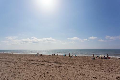 Gava Mar- Castelldefels Beachfront Apartment- Direct Access To The Beach
