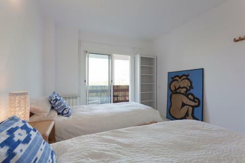 Gava Mar- Castelldefels Beachfront Apartment- Direct Access To The Beach