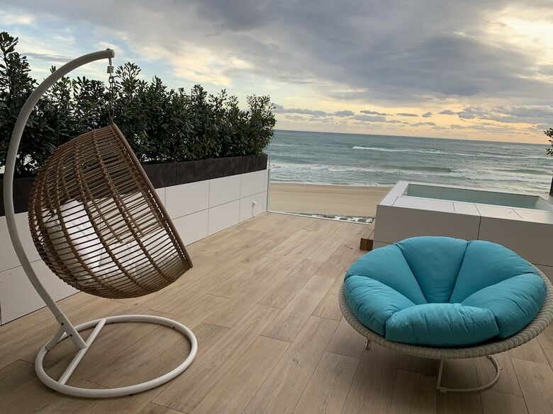 Hotel Tropical Gava Mar
