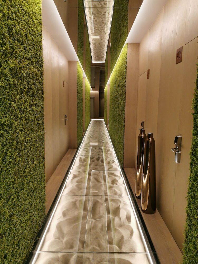 Hotel Tropical Gava Mar