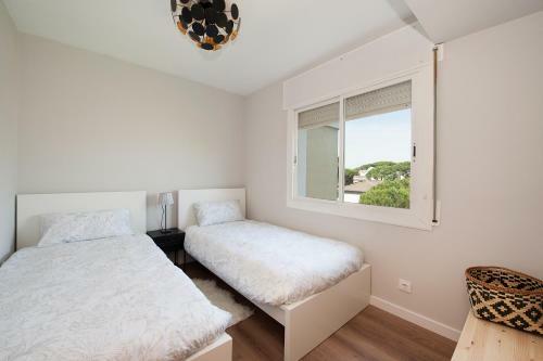 Apartamento Modern Penthouse With Rooftop Close To The Beach
