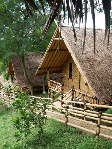Hostal Gunung Dago Resort Bogor Syariah