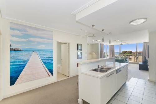 Dalgety Apartments