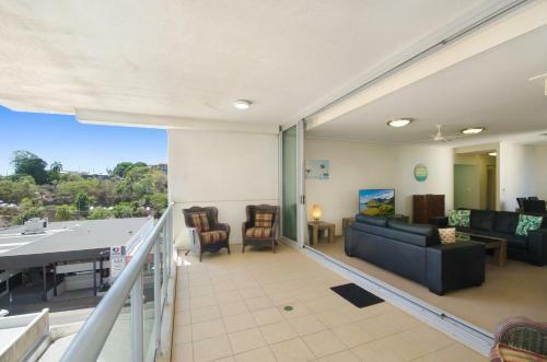 Dalgety Apartments