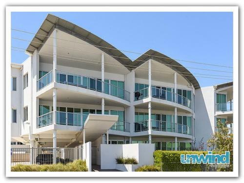 Unwind @ Gallery Apartments