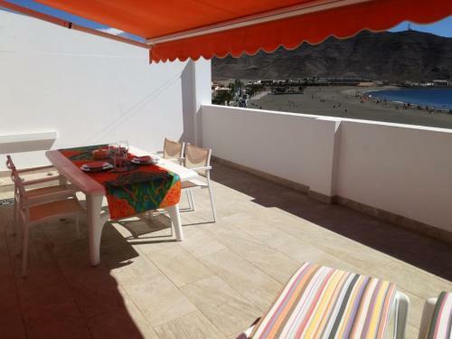 Apartamento �tico En Primera Linea de Playa