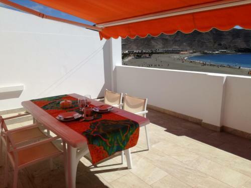 Apartamento �tico En Primera Linea de Playa