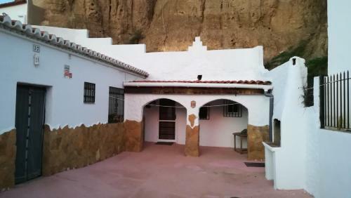 Casa Cueva El Algarrobo