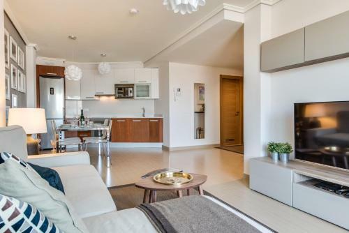 Architect's Beach Apartment