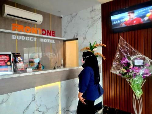 Hotel Front One Budget Boyolali