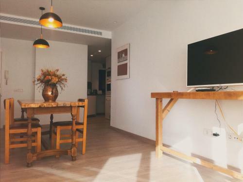 Apartamento Turistic Girona - Piso de 3 Habitaciones