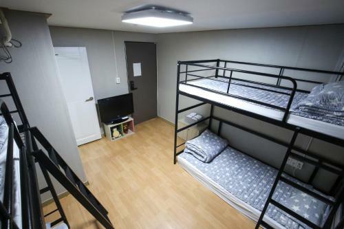 Hostal Dashim