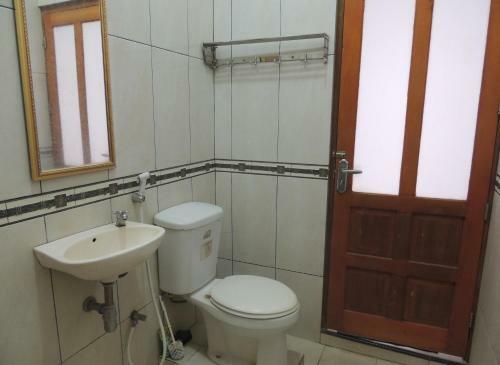 Lotus 2 Guest House
