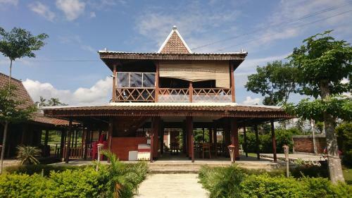 Hostal Balkondes Kembanglimus