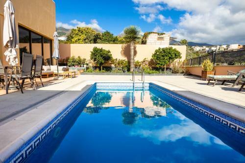 Impresionante Villa Las Flores