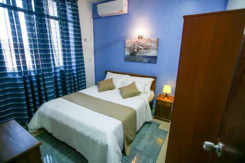 Hotel Maple Tree Residencies