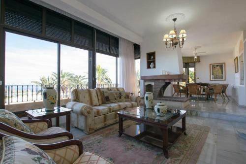 Rural Villa With Private Pool