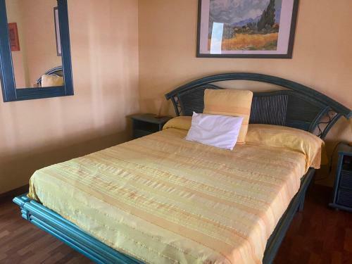 Apartamento Turistico En Alicante, By Adoorable