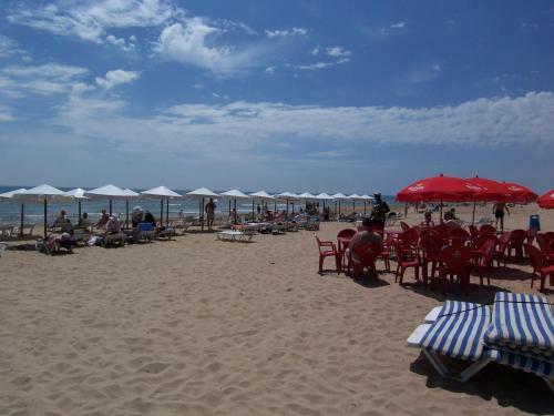 Beachview Seafront Apartment