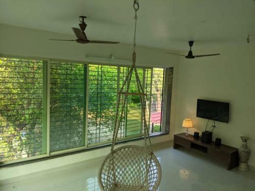 Villa Ivy Maitri Farm 3 Bhk With Private Pool - Badlapur