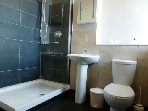 West Highland Hotel(.)