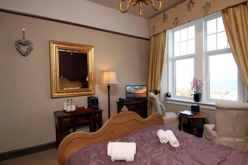 West Highland Hotel(.)
