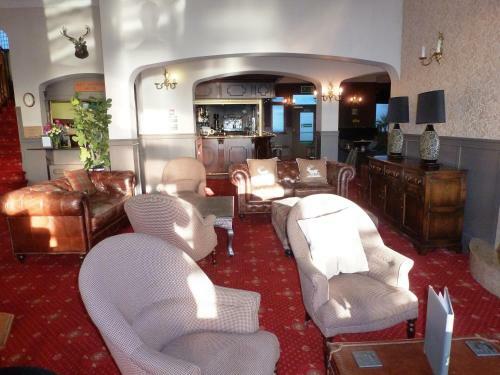 West Highland Hotel(.)